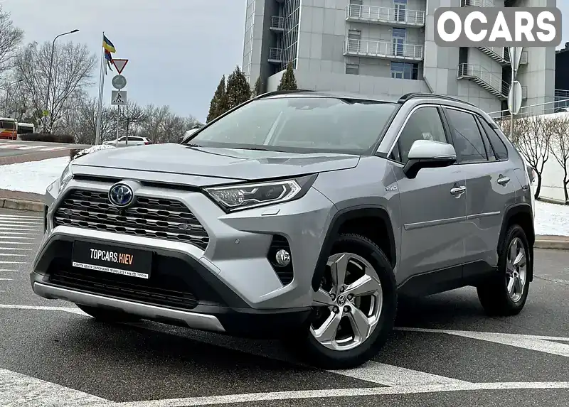 Позашляховик / Кросовер Toyota RAV4 2020 2.5 л. Автомат обл. Київська, Київ - Фото 1/21