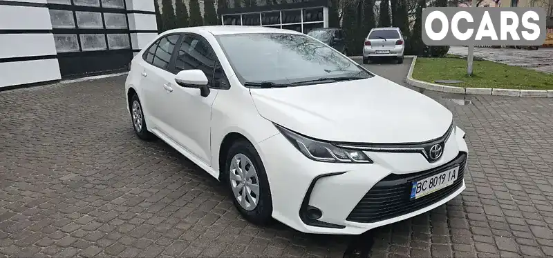 Седан Toyota Corolla 2019 1.6 л. Вариатор обл. Львовская, Львов - Фото 1/21