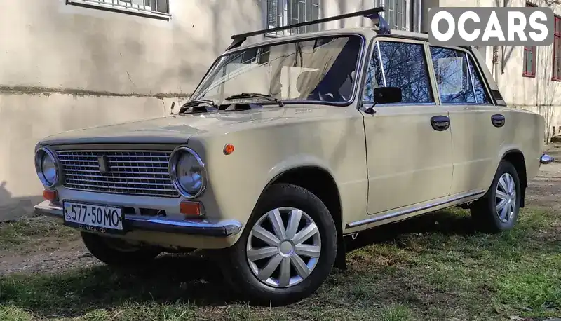 Седан ВАЗ / Lada 2101 1982 1.2 л. Ручная / Механика обл. Черновицкая, Черновцы - Фото 1/21