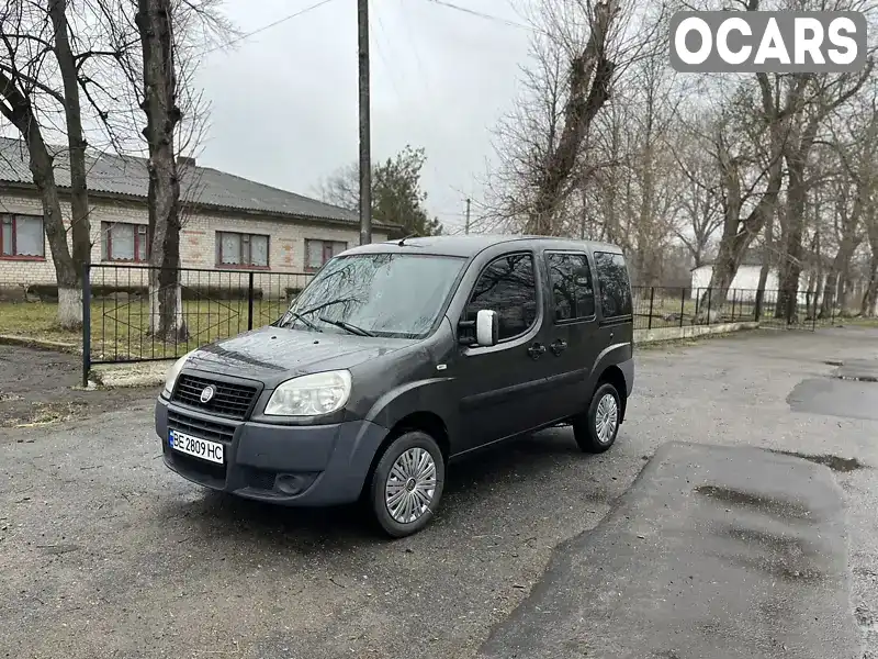 Минивэн Fiat Doblo 2011 1.3 л. Ручная / Механика обл. Николаевская, Первомайск - Фото 1/18