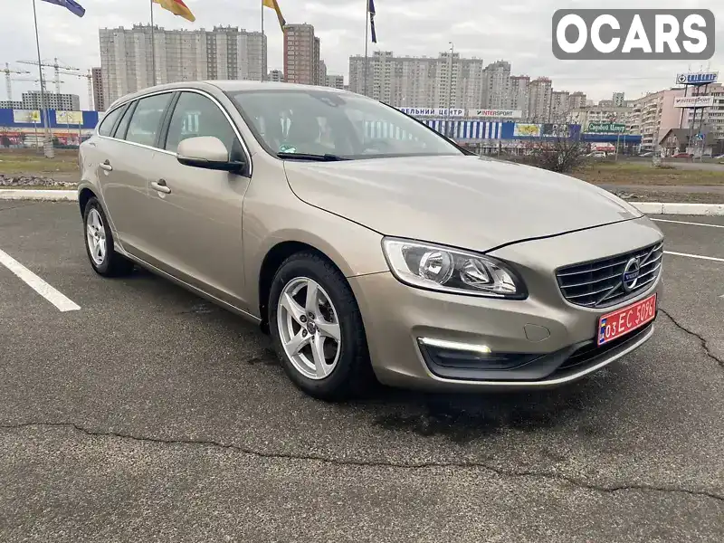 Універсал Volvo V60 2015 2 л. Ручна / Механіка обл. Рівненська, Рівне - Фото 1/11