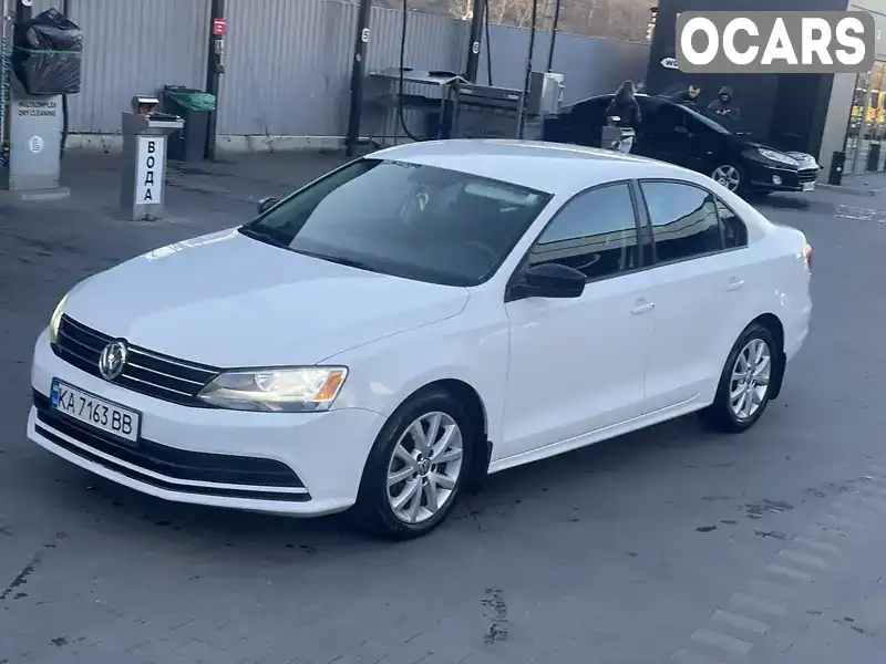 Седан Volkswagen Jetta 2015 1.8 л. Автомат обл. Київська, Київ - Фото 1/17