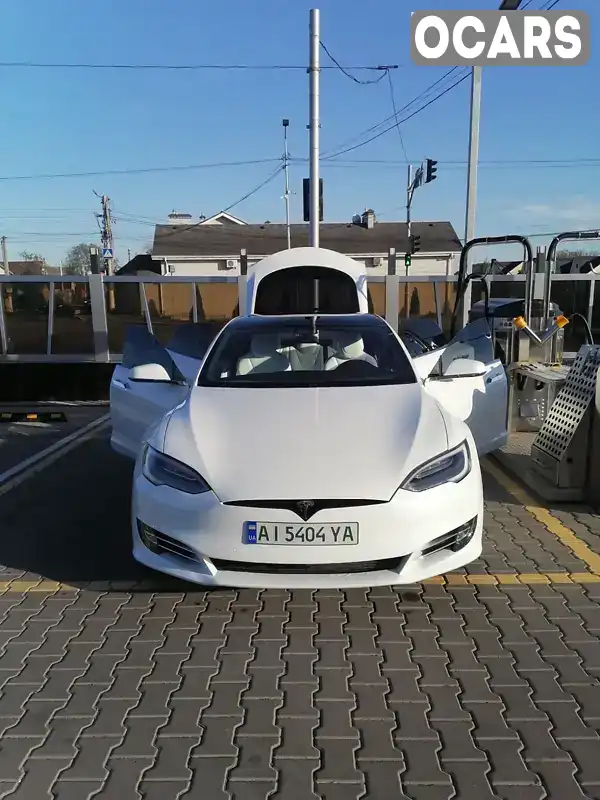 Лифтбек Tesla Model S 2017 null_content л. Автомат обл. Киевская, Киев - Фото 1/21