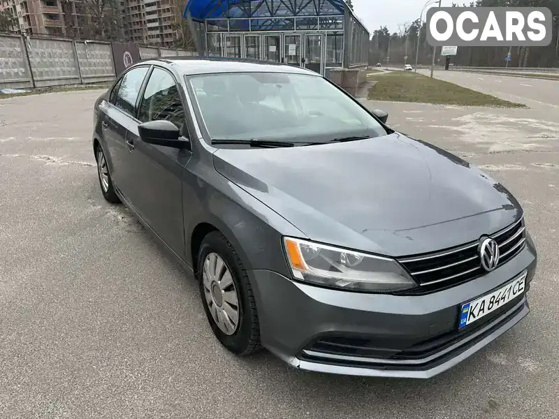 Седан Volkswagen Jetta 2015 2 л. Автомат обл. Киевская, Киев - Фото 1/18