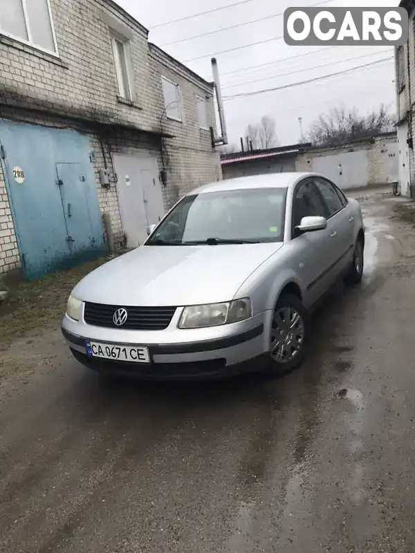 Седан Volkswagen Passat 2000 1.78 л. Ручная / Механика обл. Черкасская, Черкассы - Фото 1/17