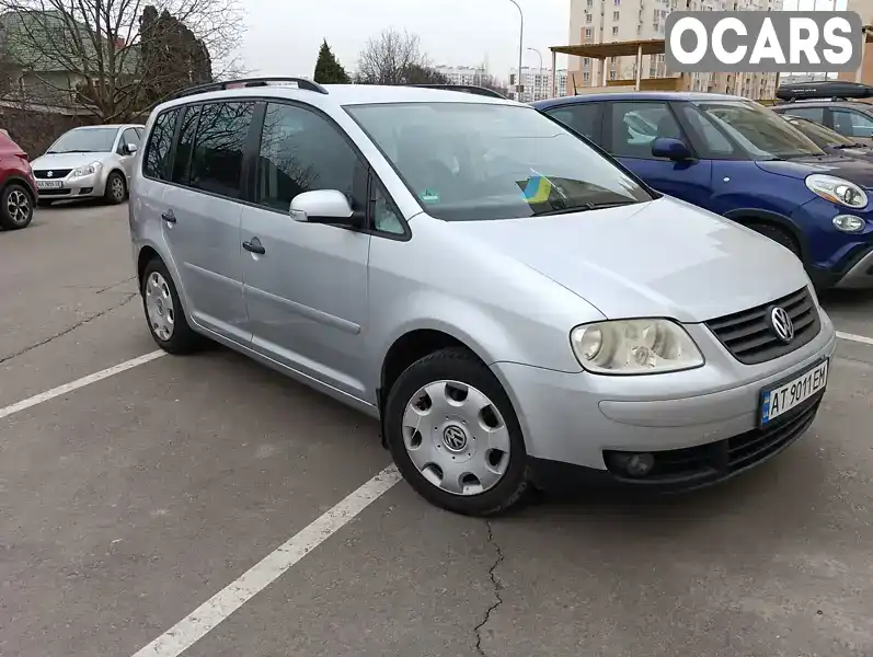 Минивэн Volkswagen Touran 2004 1.6 л. Автомат обл. Киевская, Киев - Фото 1/16