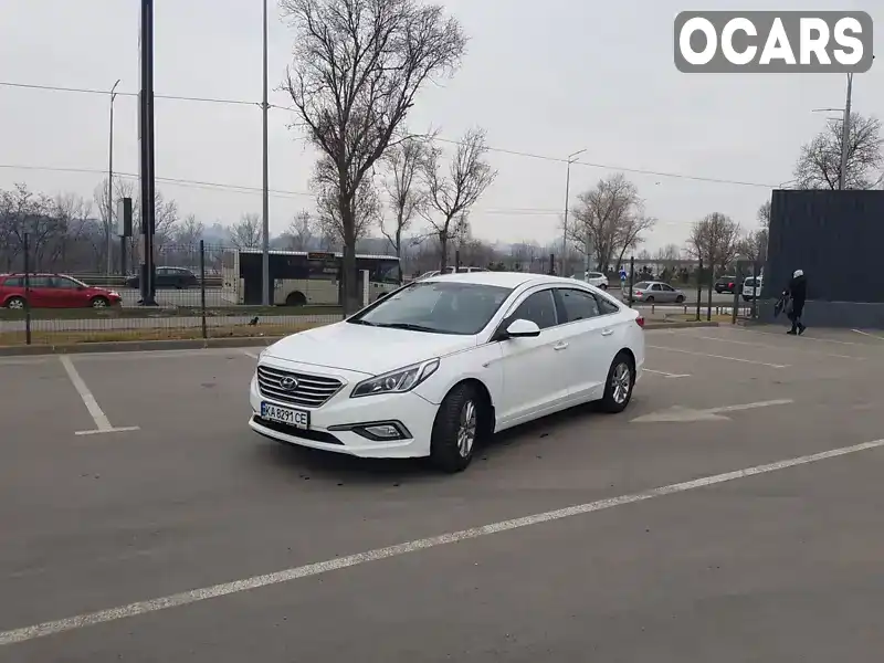 Седан Hyundai Sonata 2016 2 л. Автомат обл. Київська, Київ - Фото 1/21