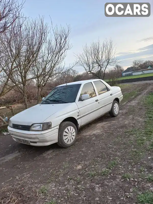 Седан Ford Orion 1990 1.6 л. Ручна / Механіка обл. Полтавська, Кременчук - Фото 1/6