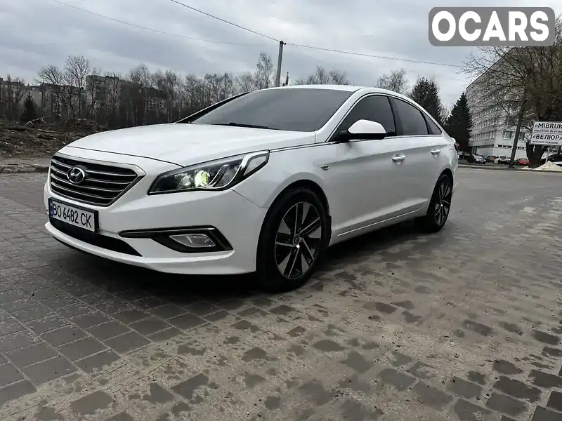 Седан Hyundai Sonata 2015 2 л. Автомат обл. Тернопольская, Тернополь - Фото 1/21