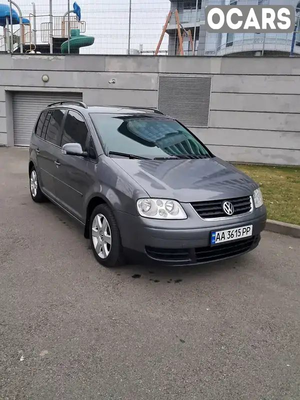 Мінівен Volkswagen Touran 2006 1.98 л. Ручна / Механіка обл. Київська, Київ - Фото 1/21