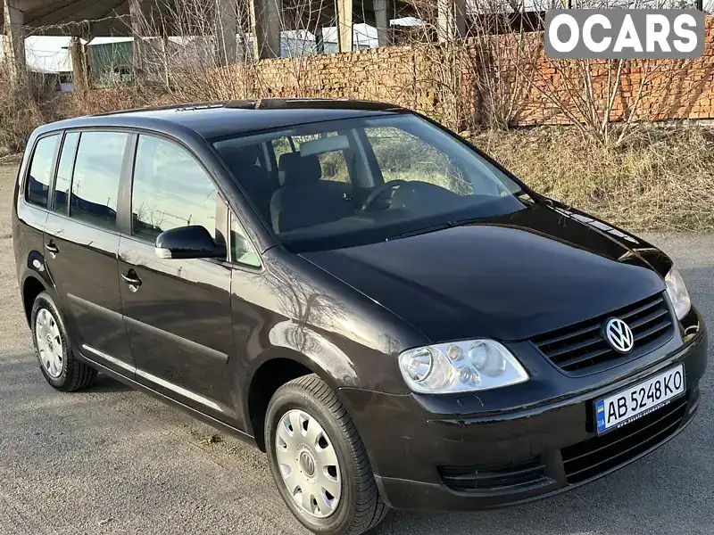 Минивэн Volkswagen Touran 2004 1.6 л. Ручная / Механика обл. Винницкая, Винница - Фото 1/21