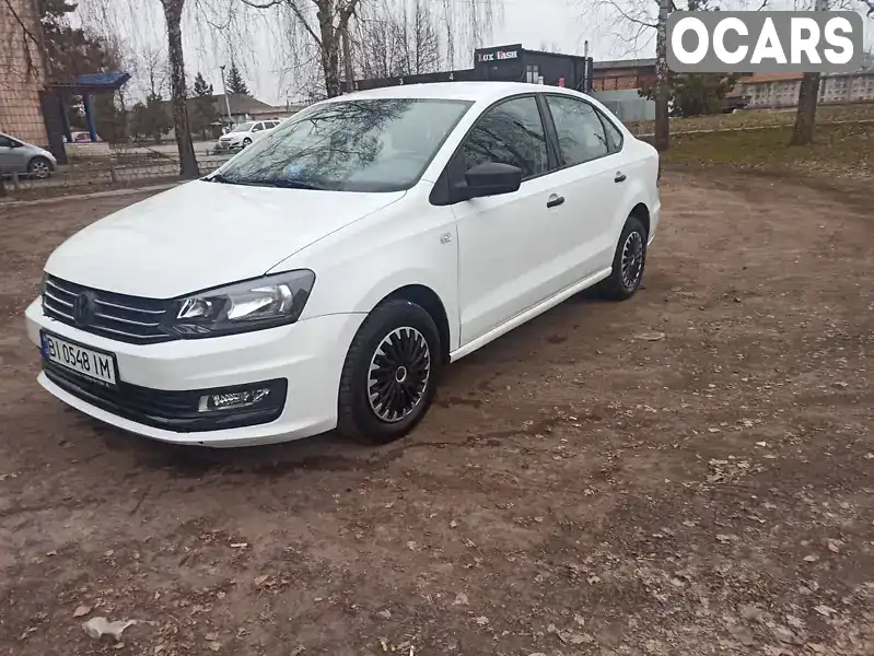 Седан Volkswagen Polo 2018 1.6 л. Ручна / Механіка обл. Полтавська, Пирятин - Фото 1/11