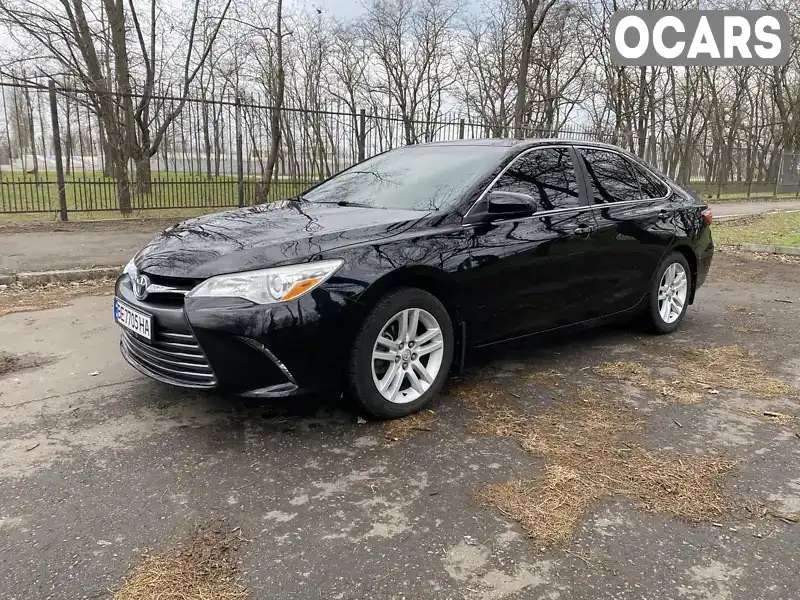 Седан Toyota Camry 2015 2.5 л. Автомат обл. Миколаївська, Миколаїв - Фото 1/21