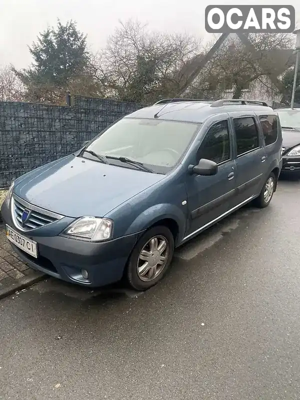 Седан Dacia Logan 2008 1.6 л. Ручная / Механика обл. Ровенская, Ровно - Фото 1/14