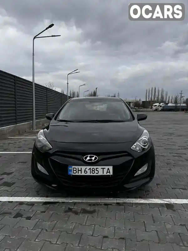 Хэтчбек Hyundai i30 2013 1.4 л. Ручная / Механика обл. Николаевская, Николаев - Фото 1/18