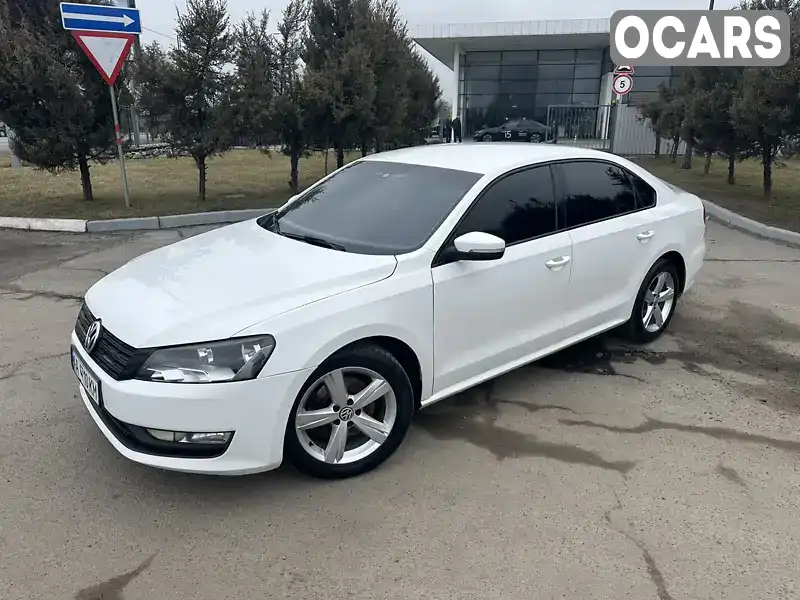 Седан Volkswagen Passat 2013 1.8 л. Автомат обл. Полтавская, Полтава - Фото 1/21