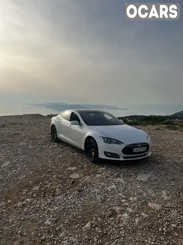 Ліфтбек Tesla Model S 2016 null_content л. Автомат обл. Черкаська, Черкаси - Фото 1/13