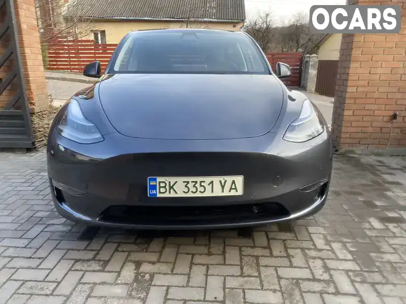 Внедорожник / Кроссовер Tesla Model Y 2022 null_content л. обл. Ровенская, Ровно - Фото 1/10