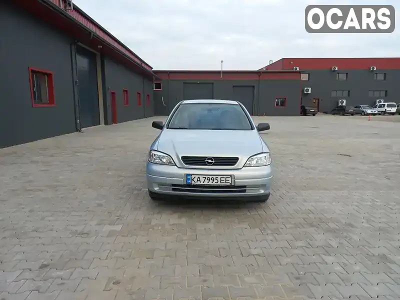 Седан Opel Astra 2005 1.4 л. Ручна / Механіка обл. Волинська, Ковель - Фото 1/13