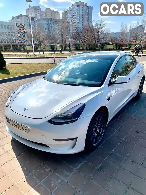 Седан Tesla Model 3 2022 null_content л. обл. Черкасская, Черкассы - Фото 1/8