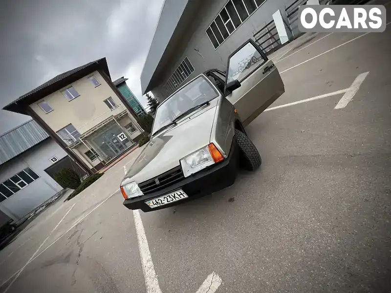 Хетчбек ВАЗ / Lada 2109 2001 1.5 л. Ручна / Механіка обл. Київська, Вишневе - Фото 1/20