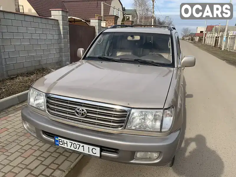 Внедорожник / Кроссовер Toyota Land Cruiser 2004 4.66 л. Автомат обл. Одесская, Одесса - Фото 1/10