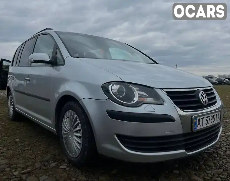 Мінівен Volkswagen Touran 2007 1.6 л. Ручна / Механіка обл. Івано-Франківська, Коломия - Фото 1/21