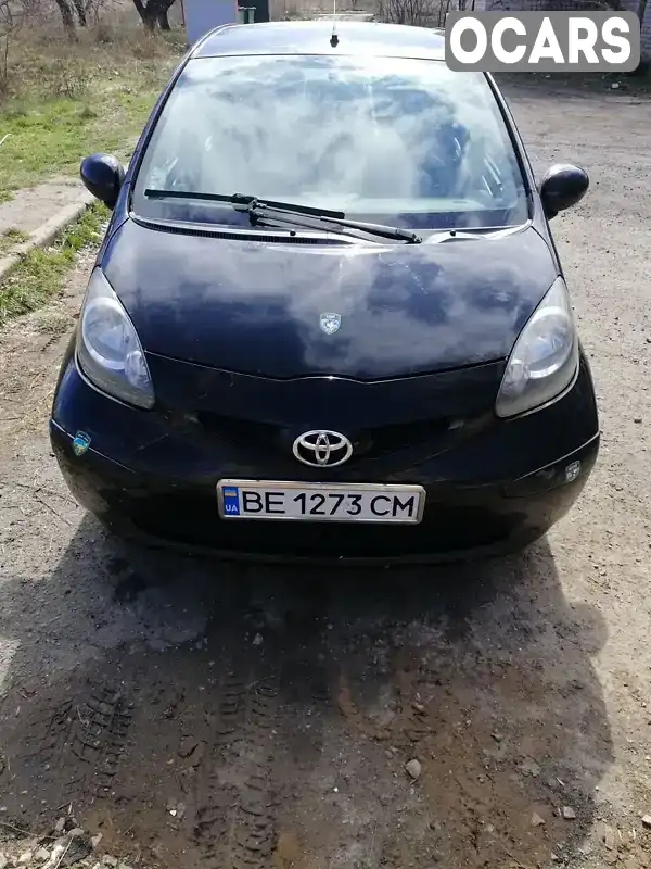 Хэтчбек Toyota Aygo 2007 1 л. Ручная / Механика обл. Николаевская, Первомайск - Фото 1/6