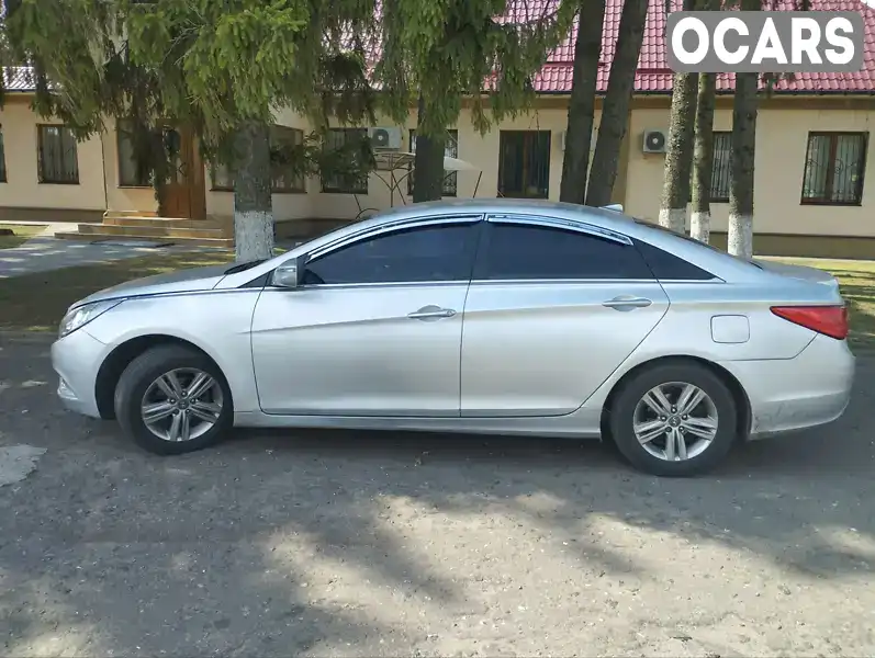 Седан Hyundai Sonata 2013 2 л. обл. Київська, Київ - Фото 1/21