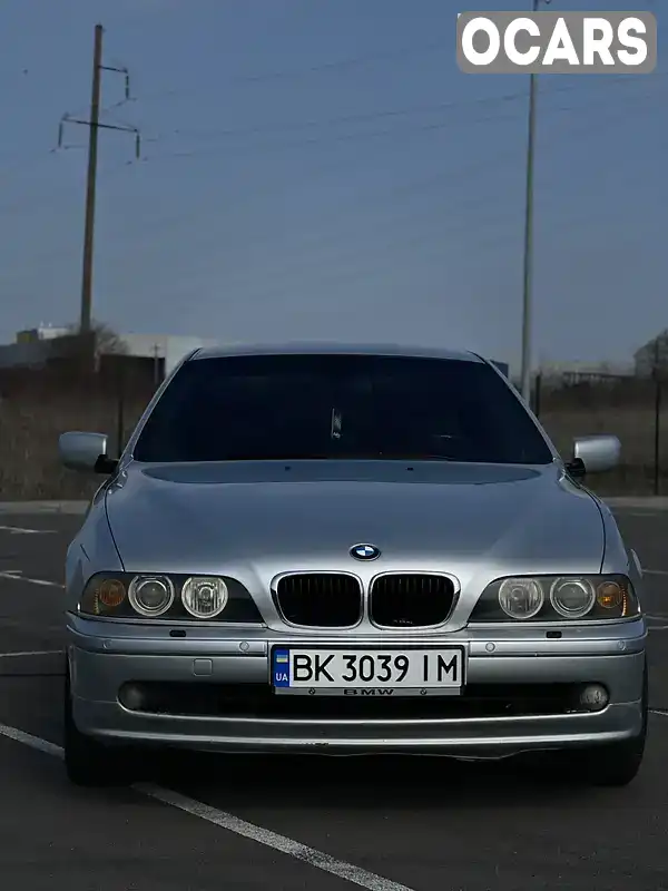 Седан BMW 5 Series 2002 3 л. Автомат обл. Рівненська, Рівне - Фото 1/21