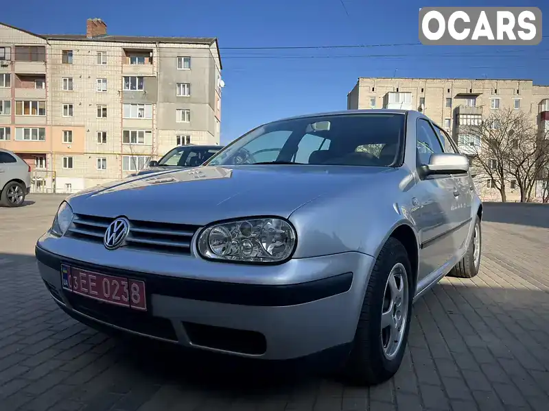 Хетчбек Volkswagen Golf 2002 1.6 л. Ручна / Механіка обл. Рівненська, Сарни - Фото 1/21