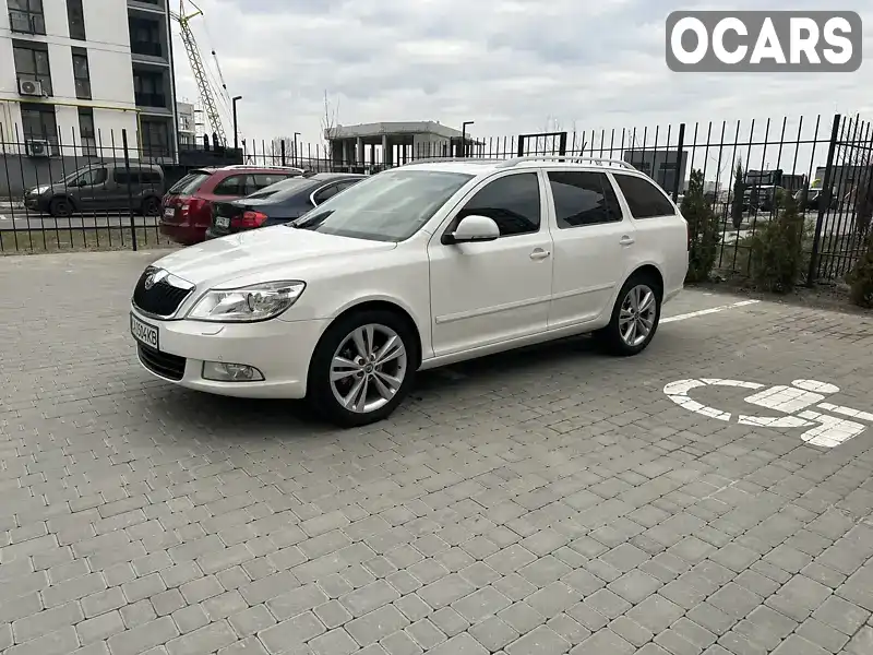 Універсал Skoda Octavia 2011 1.8 л. Автомат обл. Черкаська, Черкаси - Фото 1/21