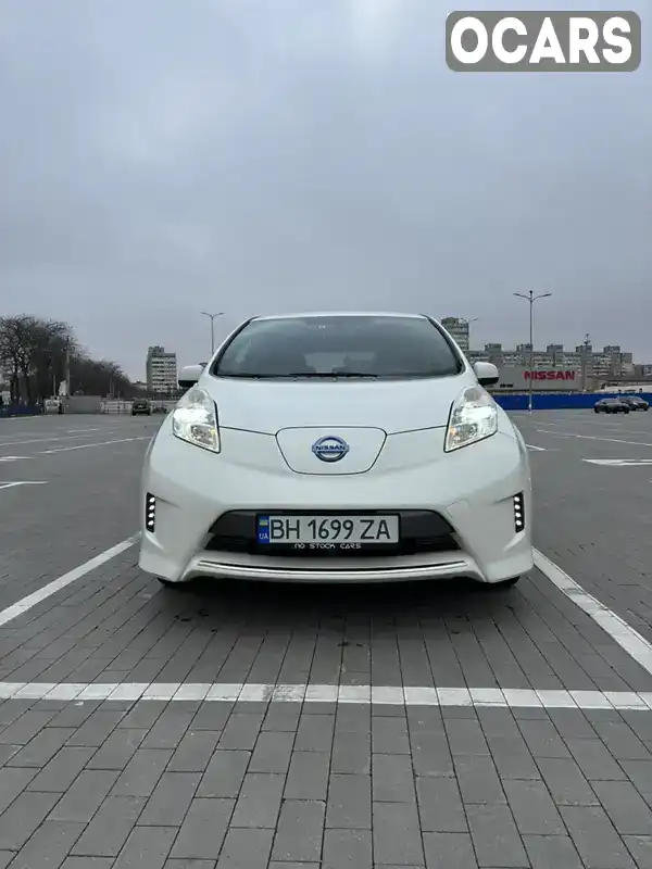 Хетчбек Nissan Leaf 2014 null_content л. обл. Одеська, Одеса - Фото 1/19