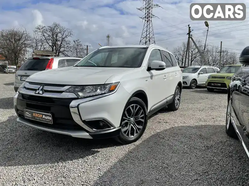 Внедорожник / Кроссовер Mitsubishi Outlander 2015 3 л. Автомат обл. Кировоградская, Кропивницкий (Кировоград) - Фото 1/18