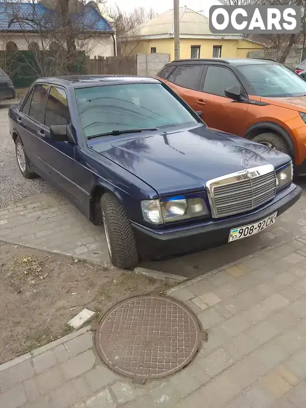 Седан Mercedes-Benz 190 1985 2 л. Ручная / Механика обл. Полтавская, Кременчуг - Фото 1/4