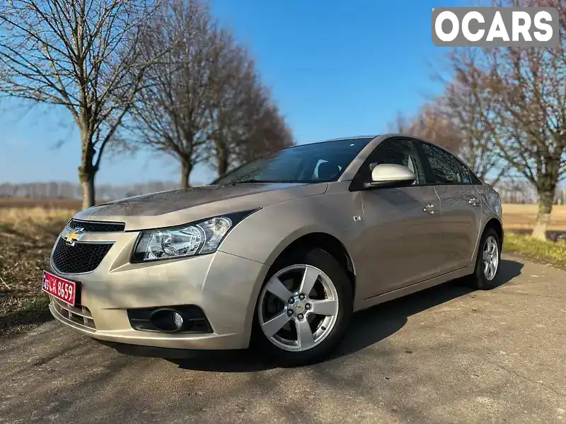 Седан Chevrolet Cruze 2011 null_content л. Ручна / Механіка обл. Рівненська, Рівне - Фото 1/21