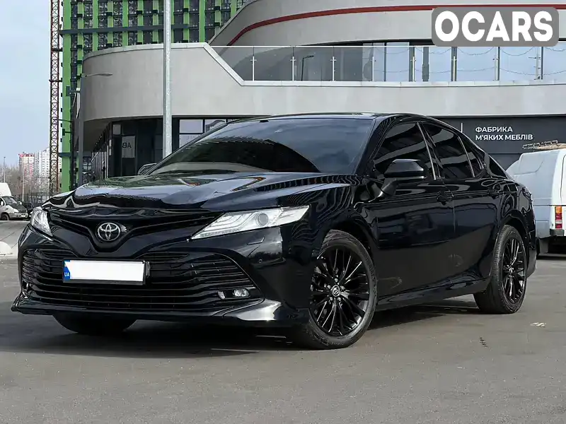 Седан Toyota Camry 2019 2.49 л. Автомат обл. Київська, Київ - Фото 1/21