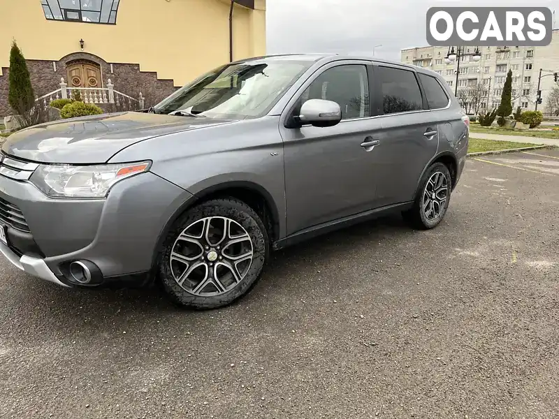 Внедорожник / Кроссовер Mitsubishi Outlander 2014 null_content л. Автомат обл. Львовская, Львов - Фото 1/13