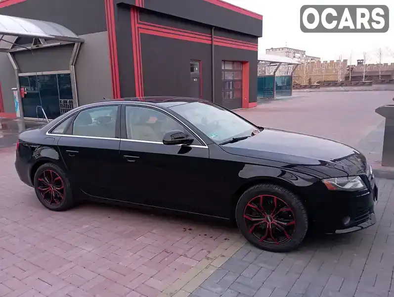 Седан Audi A4 2012 1.98 л. Робот обл. Ровенская, Ровно - Фото 1/14