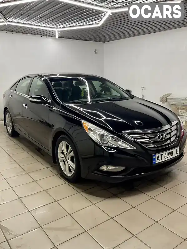 Седан Hyundai Sonata 2011 2 л. Автомат обл. Ивано-Франковская, Коломыя - Фото 1/21