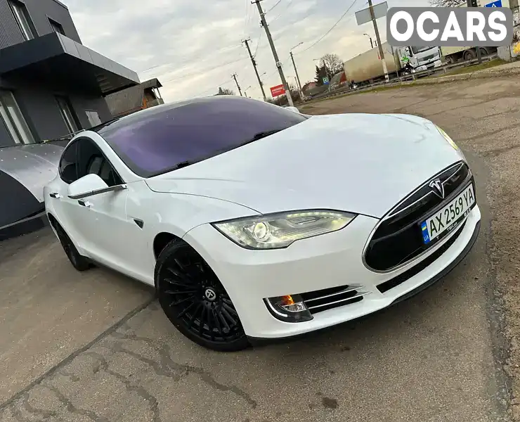 Ліфтбек Tesla Model S 2012 null_content л. обл. Харківська, Харків - Фото 1/16