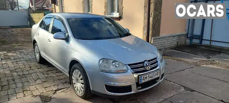 Седан Volkswagen Jetta 2006 1.6 л. Ручная / Механика обл. Житомирская, Житомир - Фото 1/21