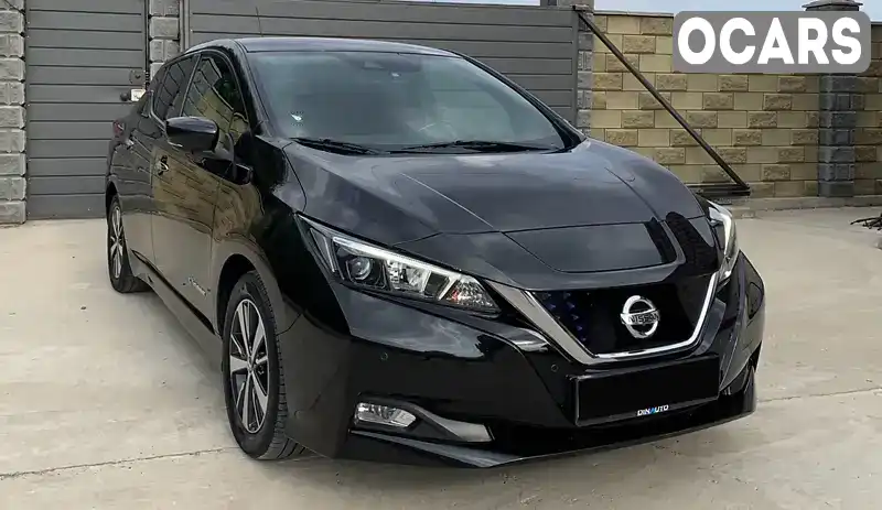 Хэтчбек Nissan Leaf 2018 null_content л. Автомат обл. Черниговская, Прилуки - Фото 1/21