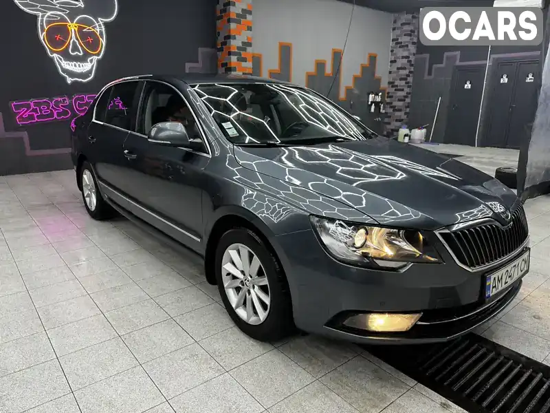 Лифтбек Skoda Superb 2013 2 л. Автомат обл. Житомирская, Житомир - Фото 1/21