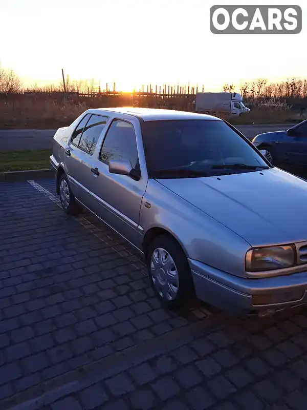 Седан Volkswagen Vento 1998 1.78 л. Автомат обл. Львовская, Львов - Фото 1/20