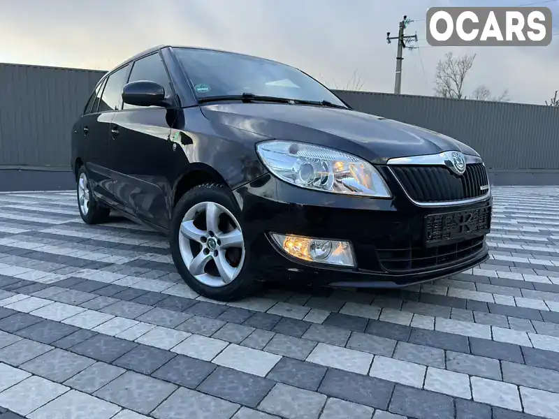 Универсал Skoda Fabia 2011 1.2 л. Ручная / Механика обл. Львовская, Городок - Фото 1/21