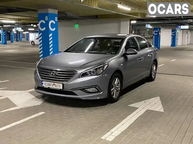 Седан Hyundai Sonata 2016 2 л. Автомат обл. Киевская, Киев - Фото 1/12