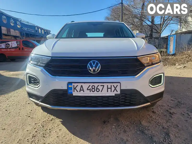 Позашляховик / Кросовер Volkswagen T-Roc 2021 1.5 л. Автомат обл. Київська, Київ - Фото 1/15