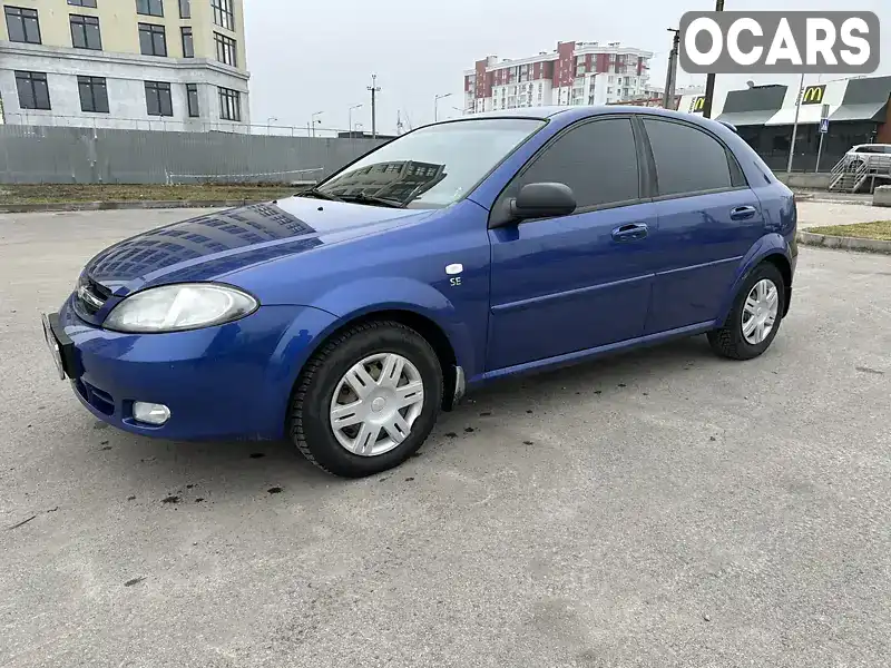 Хетчбек Chevrolet Lacetti 2007 1.6 л. Ручна / Механіка обл. Київська, Київ - Фото 1/21