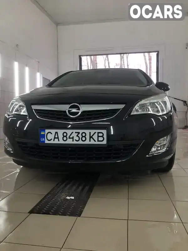 Хетчбек Opel Astra 2010 1.6 л. Автомат обл. Черкаська, Умань - Фото 1/21